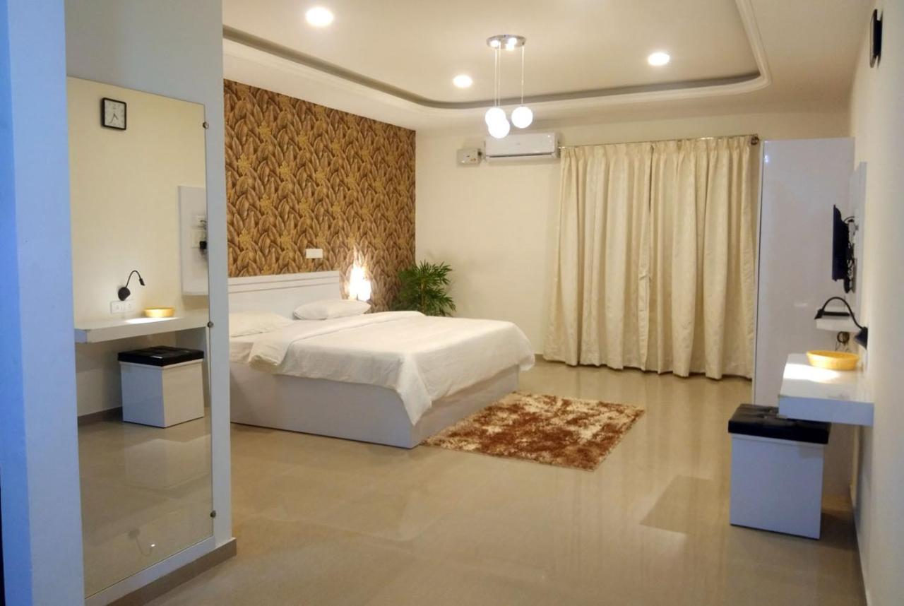 Rk - Inn Premium Suites Бангалор Екстериор снимка